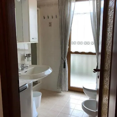 Casa Sulla Strada Di Pila E Vicino Al Centro Di Appartamento Aosta
