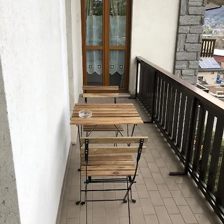 Casa Sulla Strada Di Pila E Vicino Al Centro Di Appartamento Aosta